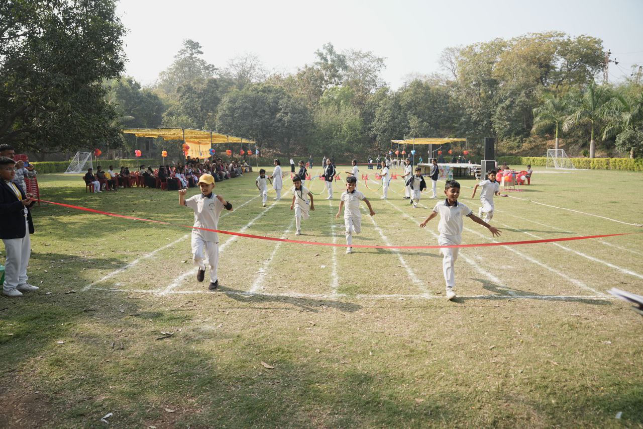 Students in athletics competition